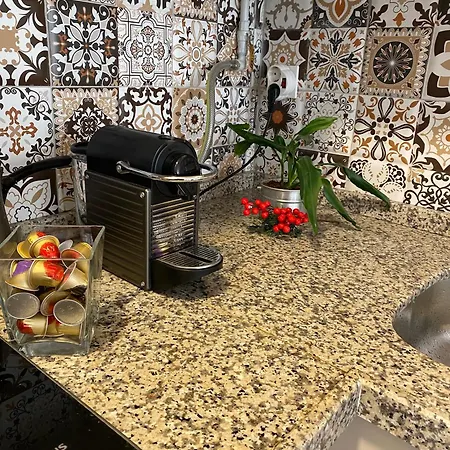 Comfort Home, 110 M2 At Center, Metro In 10 Seconds, 1 Living And 1 Bedroom Istanbulská provincie