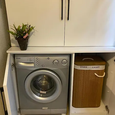 Apartmán Comfort Home, 110 M2 At Center, Metro In 10 Seconds, 1 Living And 1 Bedroom